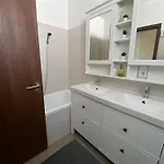 Erkel 19 Apartmanhaz Διαμέρισμα