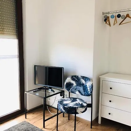 Erkel 19 Apartmanhaz קסזטלי