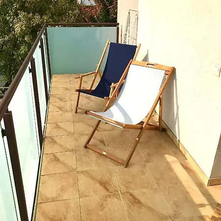 Erkel 19 Apartmanhaz דירה