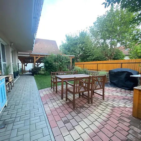 דירה Erkel 19 Apartmanhaz *