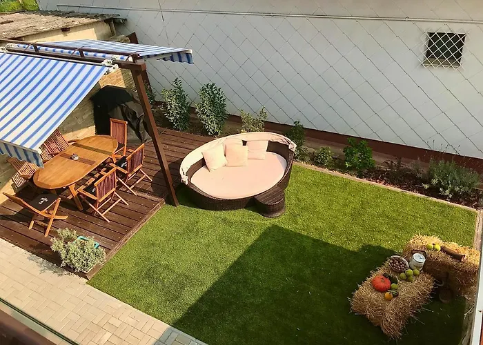 Erkel 19 Apartmanhaz 아파트 케츨리