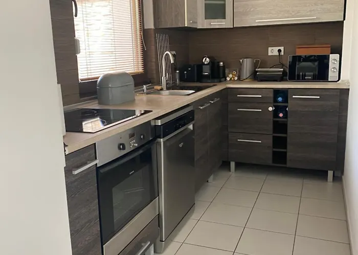 Erkel 19 Apartmanhaz דירה *