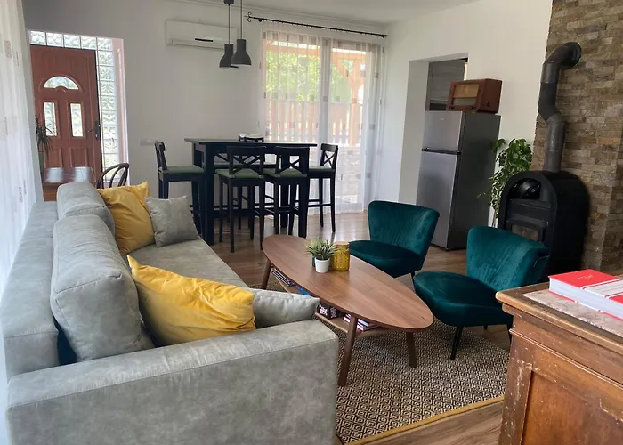 Erkel 19 Apartmanhaz 아파트 케츨리