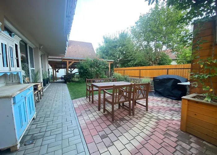Apartmán Erkel 19 *